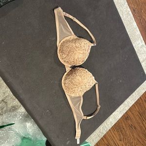 Victoria Secrets Bra with netting -see photos